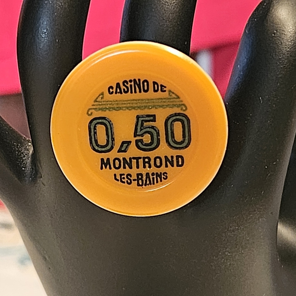 French Casino Montrond-Les-Bains poker chip RING - Free Shipping**